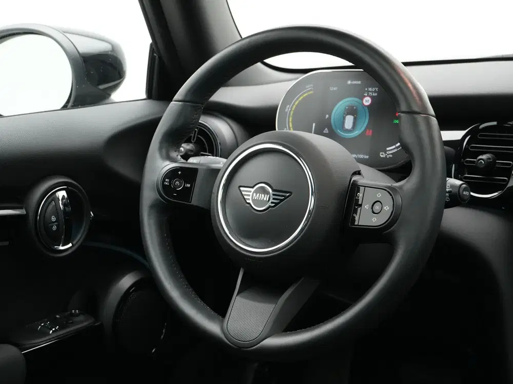 Mini Electric 3-deurs Classic (bj 2022 uit 2022, foto 2