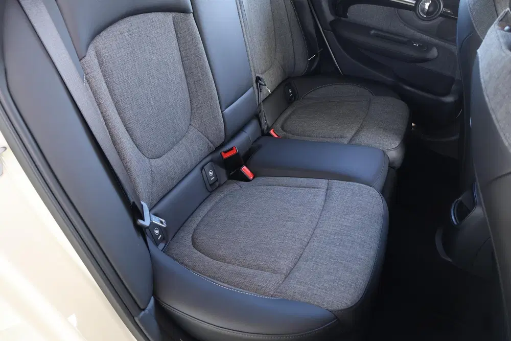 Mini Clubman One uit 2022, foto 6