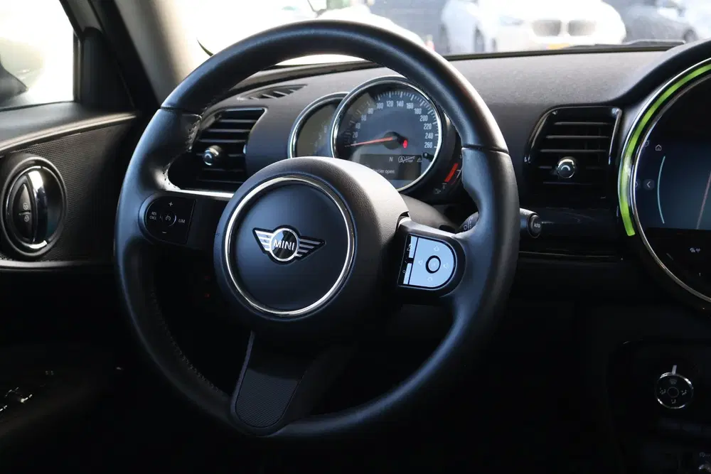 Mini Clubman One uit 2022, foto 7