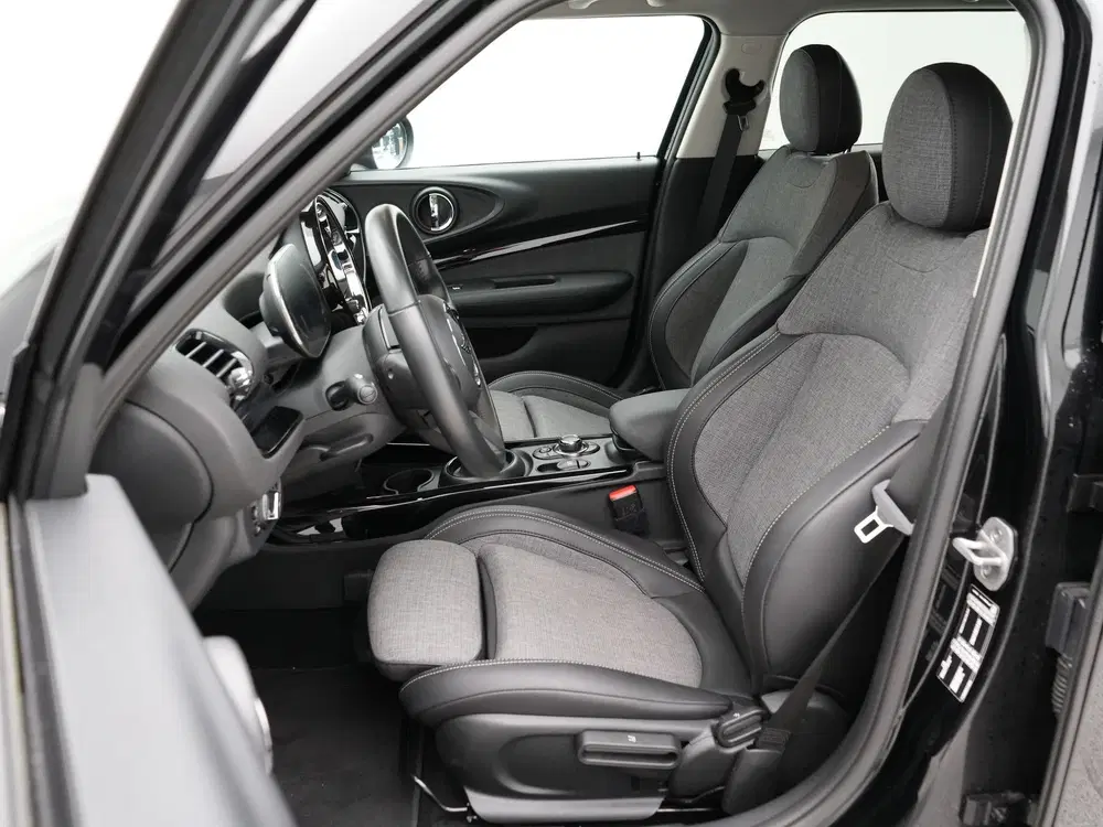 Mini Clubman Cooper Classic Aut. (bj 2024 uit 2024, foto 4