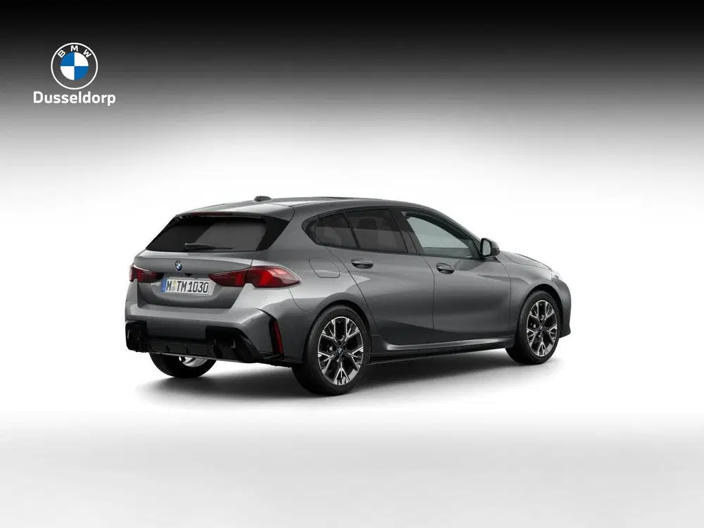BMW 1-serie 120 M Sport uit 2026, foto 2