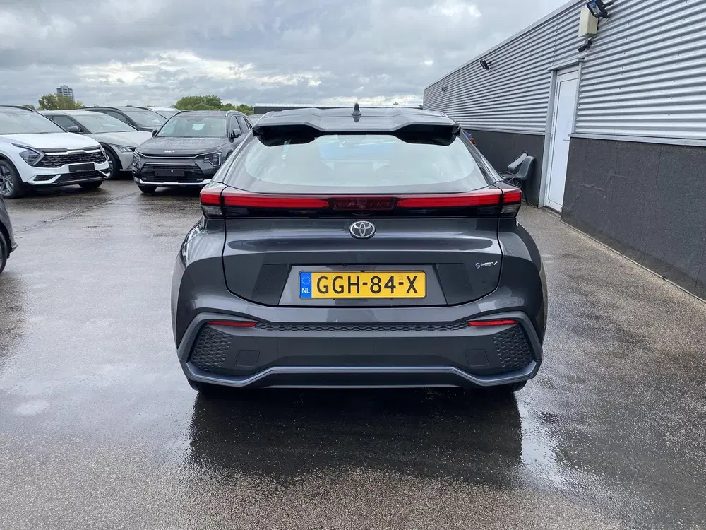 Toyota C-HR 1.8 Hybrid 140 Active Navigatie Apple CarP uit 2024, foto 12