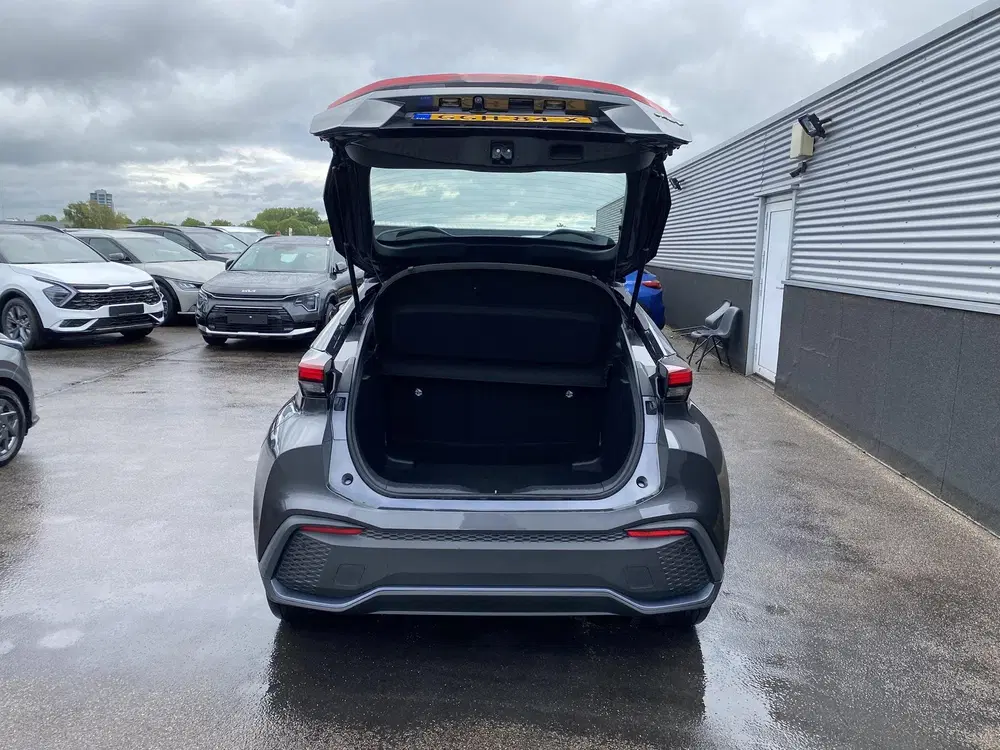 Toyota C-HR 1.8 Hybrid 140 Active Navigatie Apple CarP uit 2024, foto 13