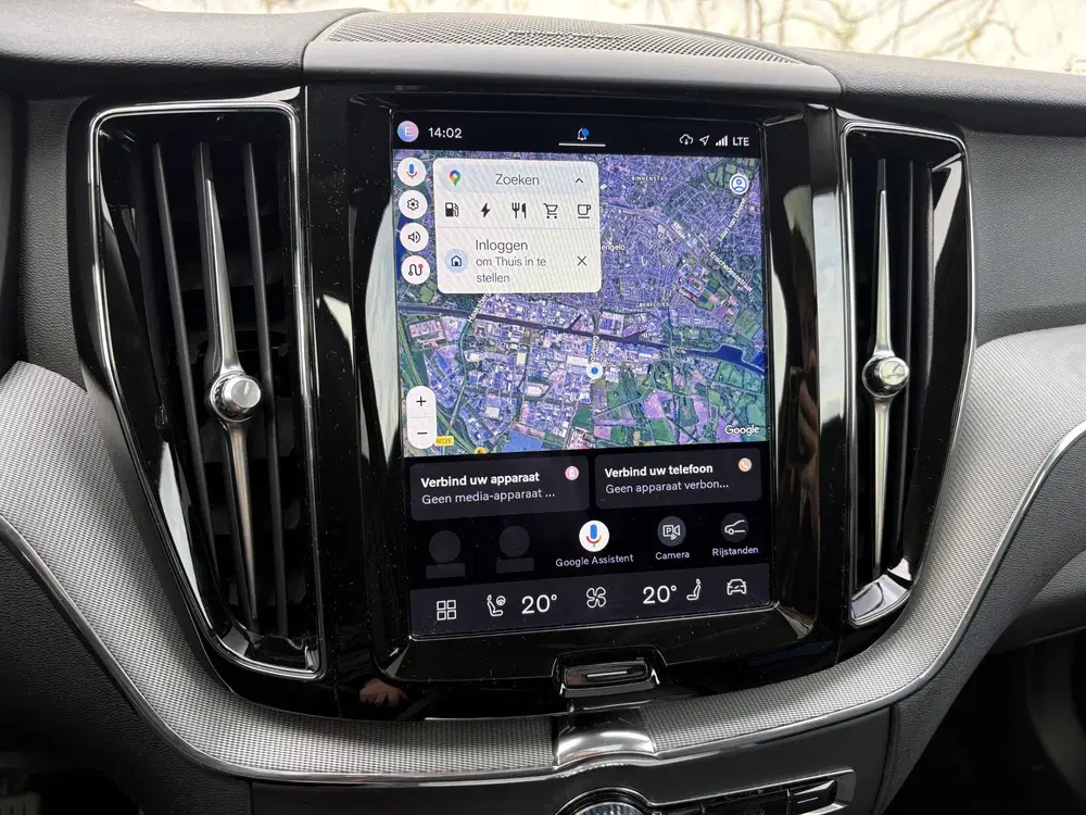 Volvo XC60 2.0 T8 Plug-in hybrid AWD Plus Bright uit 2023, foto 11