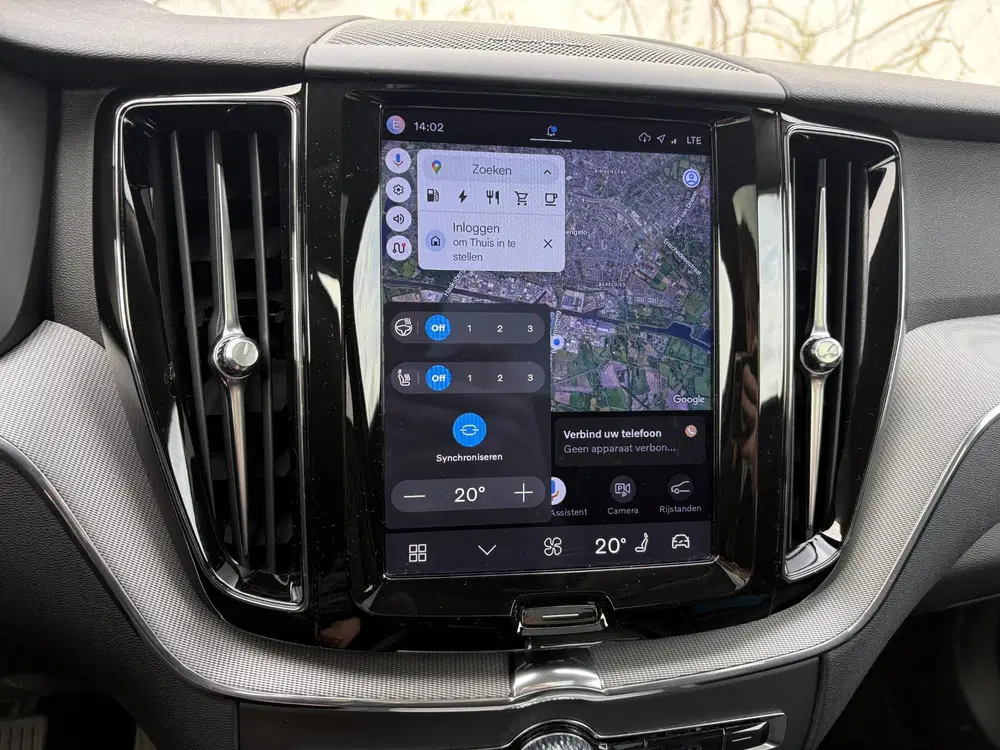 Volvo XC60 2.0 T8 Plug-in hybrid AWD Plus Bright uit 2023, foto 12