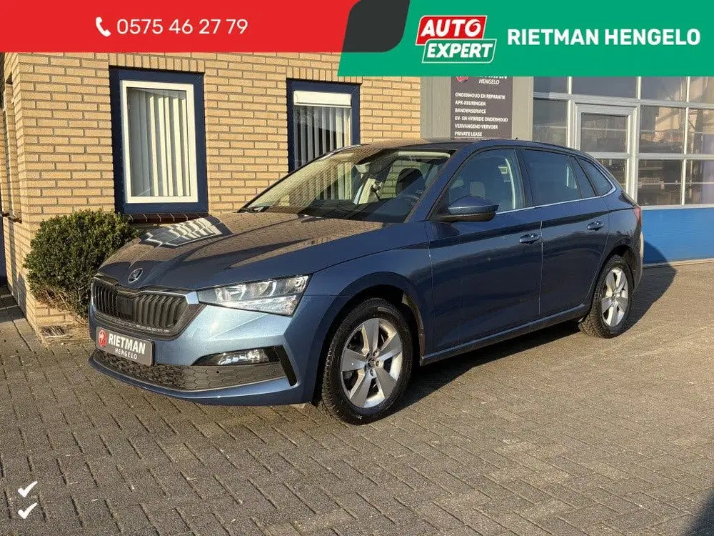 Skoda Scala 1.0 TSI Sport Bns CARPLAY-ALL SEASON-PARK uit 2021