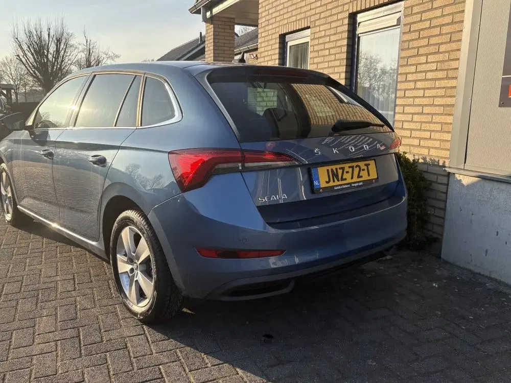 Skoda Scala 1.0 TSI Sport Bns CARPLAY-ALL SEASON-PARK uit 2021, foto 10