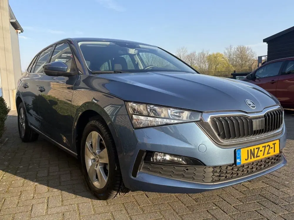Skoda Scala 1.0 TSI Sport Bns CARPLAY-ALL SEASON-PARK uit 2021, foto 3