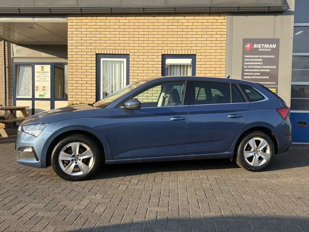 Skoda Scala 1.0 TSI Sport Bns CARPLAY-ALL SEASON-PARK uit 2021, foto 7