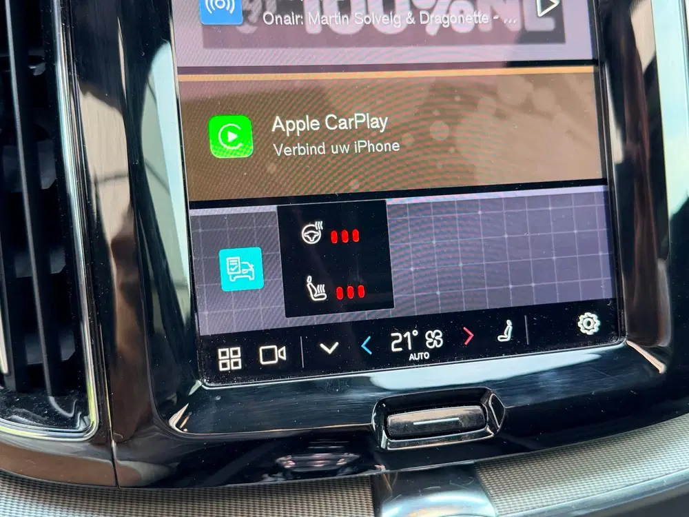 Volvo XC60 2.0 T6 Plug-in hybrid AWD Plus Black Editi uit 2025, foto 10