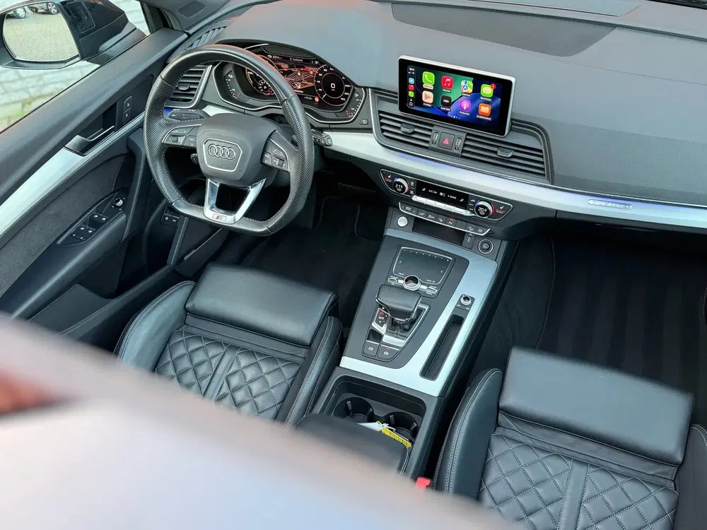 Audi Q5 55 TFSI e Quattro Competit S-Line Pano 360 uit 2019, foto 2