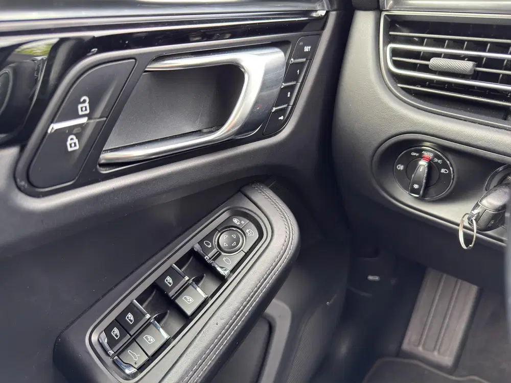 Porsche Macan 2.0 Pano 245Pk uit 2019, foto 11