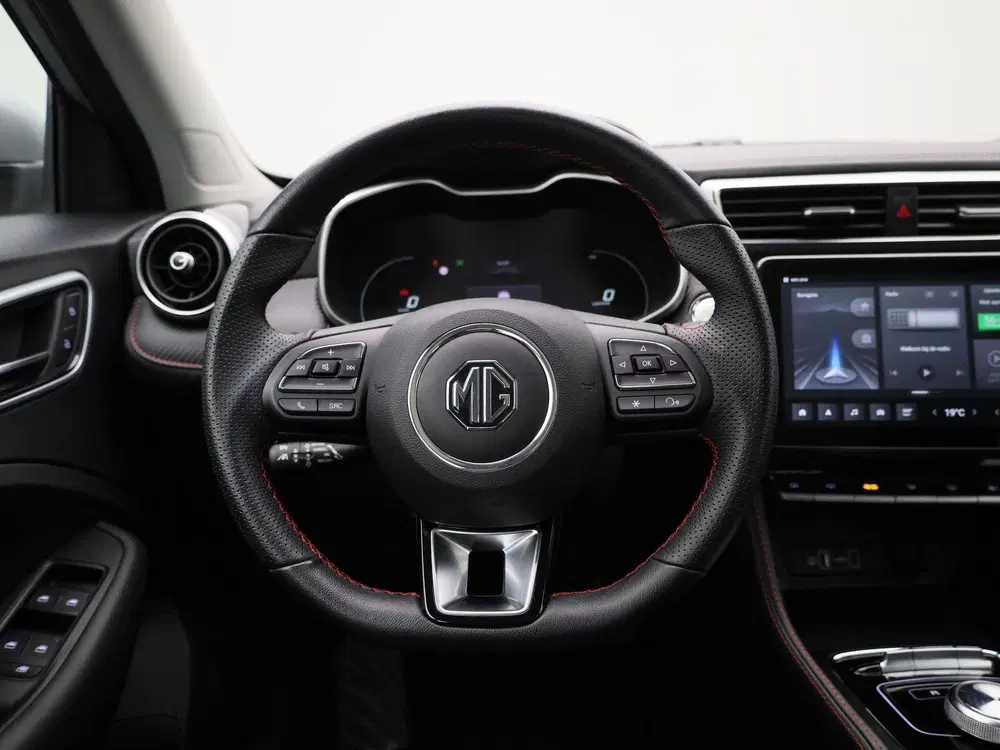 MG ZS Long Range Luxury 70 kWh uit 2023, foto 7