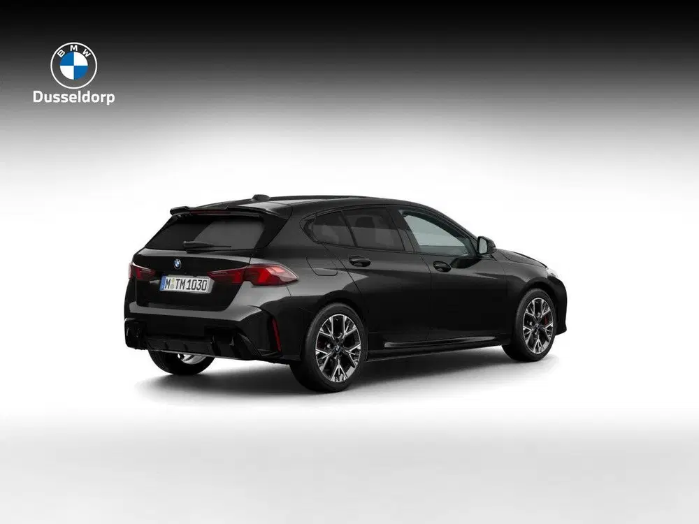 BMW 1-serie 120 M Sport Pro uit 2026, foto 2