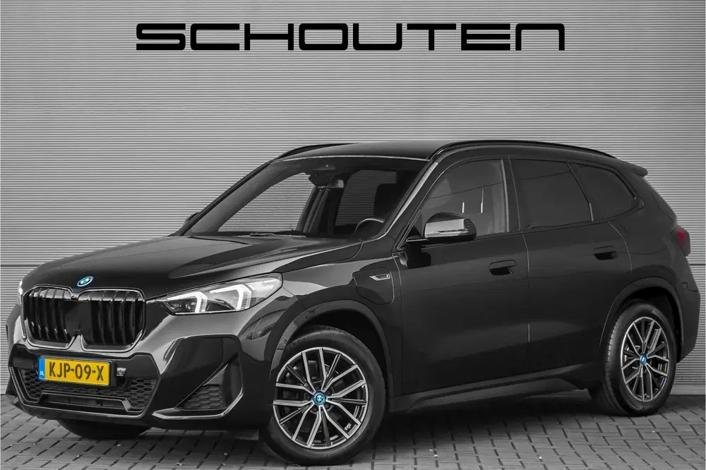 BMW X1 xDrive25e M-Sport Adaptief LED Keyless 99% uit 2023