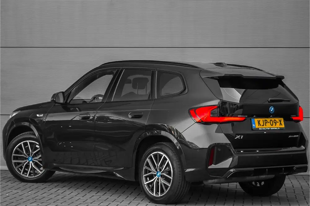 BMW X1 xDrive25e M-Sport Adaptief LED Keyless 99% uit 2023, foto 12