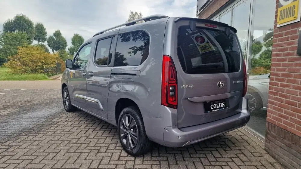 Toyota Proace City 1.2 Turbo Dynamic L2 Long uit 2022, foto 9
