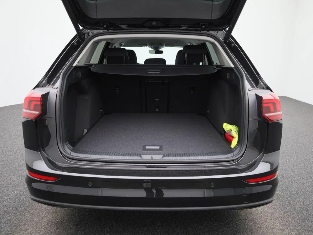 Volkswagen Golf 1.5 TSI Life Edition uit 2025, foto 13