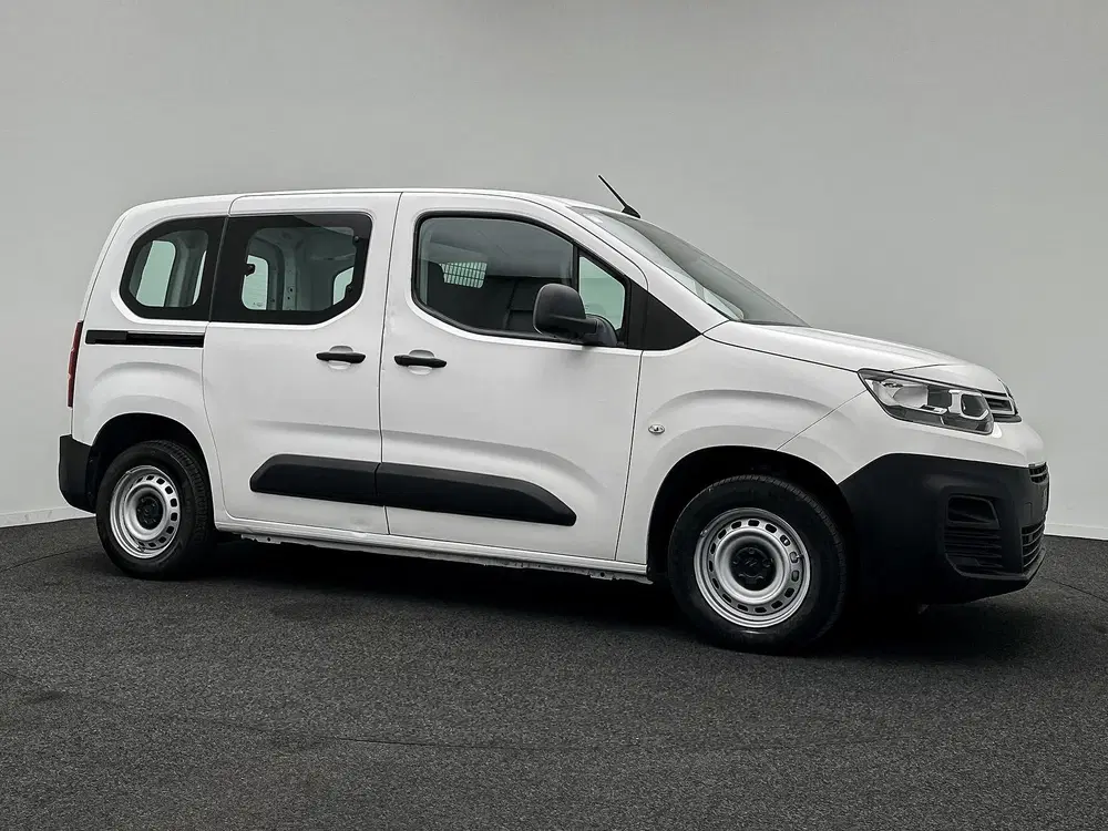 Citroën Berlingo Citroen Berlingo 1.2 PureTech Club uit 2020, foto 4