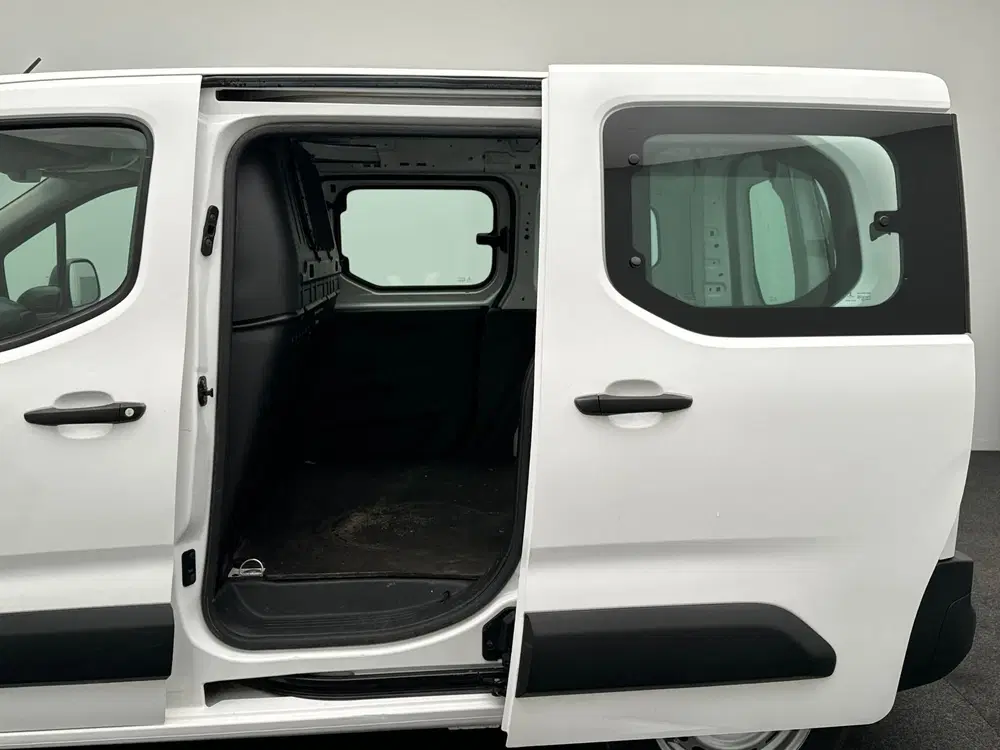 Citroën Berlingo Citroen Berlingo 1.2 PureTech Club uit 2020, foto 8