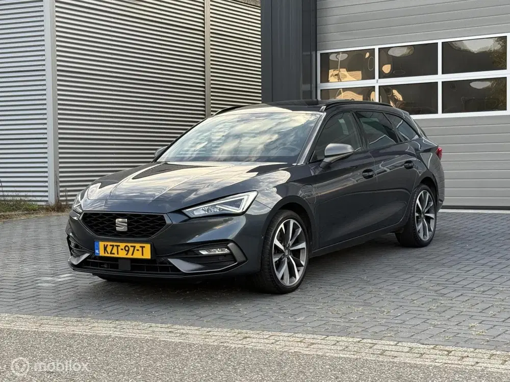 SEAT Leon Leon 1.4 TSI eHybrid PHEV FR uit 2021, foto 11