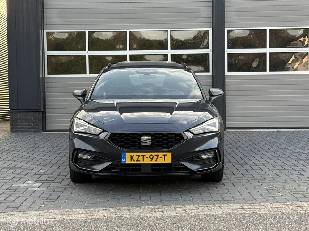SEAT Leon Leon 1.4 TSI eHybrid PHEV FR uit 2021, foto 12