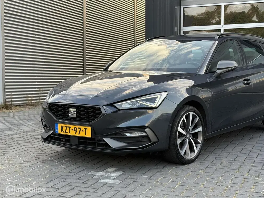 SEAT Leon Leon 1.4 TSI eHybrid PHEV FR uit 2021, foto 15