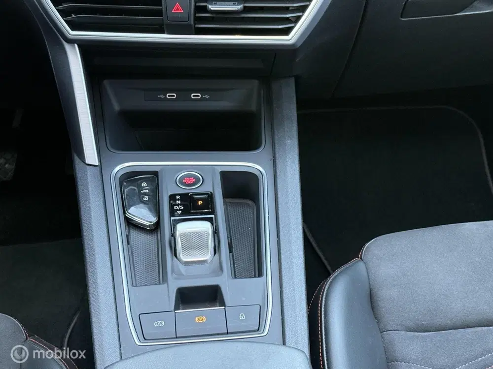 SEAT Leon Leon 1.4 TSI eHybrid PHEV FR uit 2021, foto 9