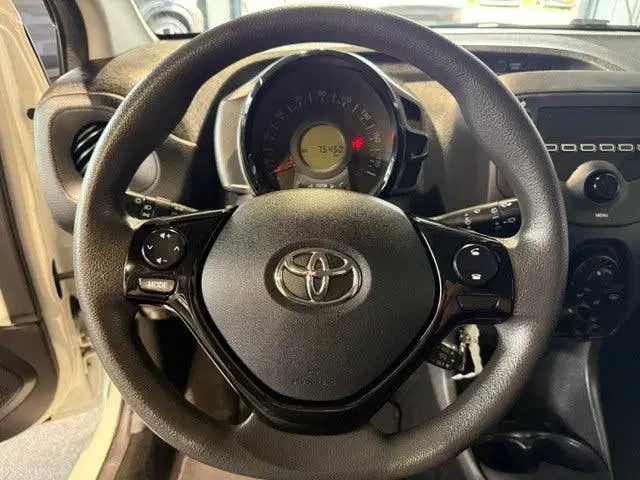 Toyota Aygo 1.0 VVT-i x-fun Airco uit 2019, foto 5