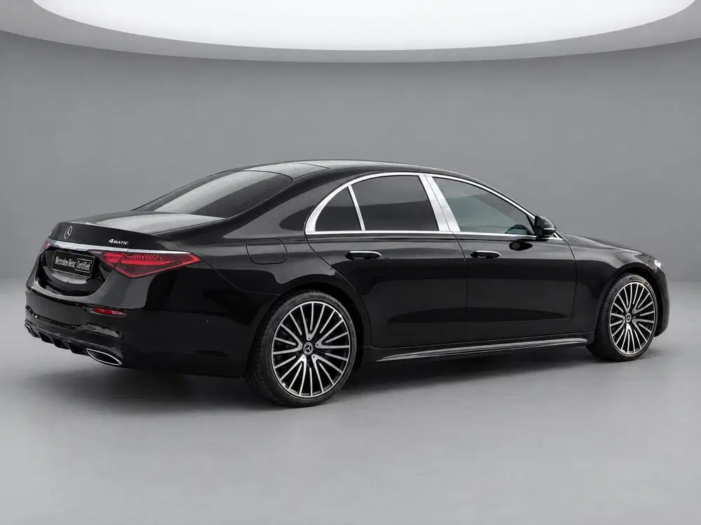 Mercedes-Benz S-Klasse 450 4MATIC AMG Line uit 2023, foto 2