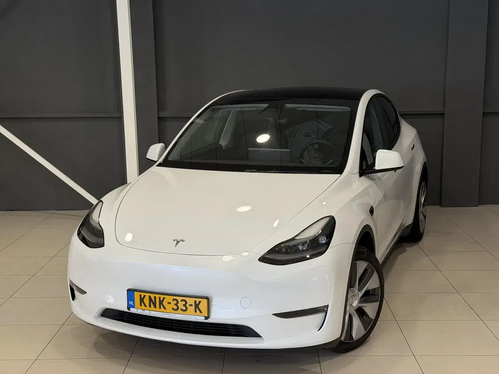 Tesla Model Y Long Range AWD 75 kWh uit 2023, foto 6