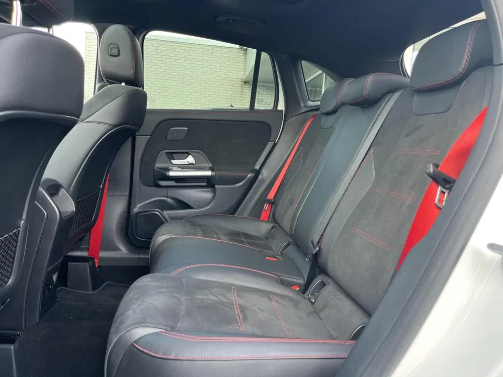 Mercedes-Benz GLA Mercedes GLA-klasse AMG 35 4MATIC 306PK PA uit 2021, foto 7