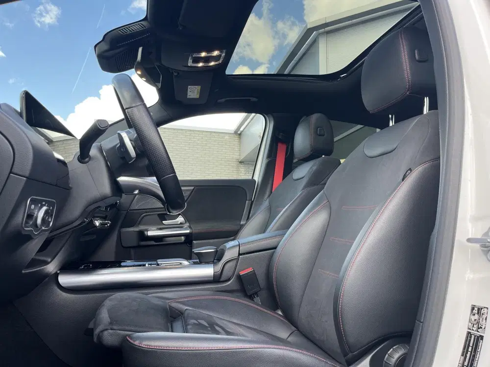 Mercedes-Benz GLA Mercedes GLA-klasse AMG 35 4MATIC 306PK PA uit 2021, foto 8