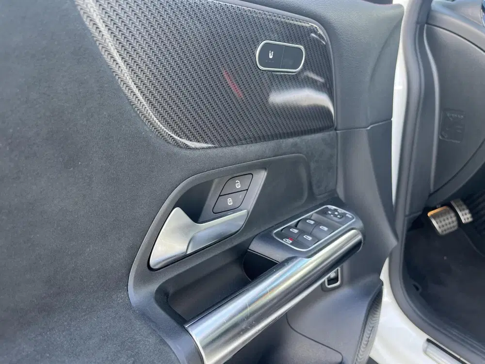 Mercedes-Benz GLA Mercedes GLA-klasse AMG 35 4MATIC 306PK PA uit 2021, foto 9