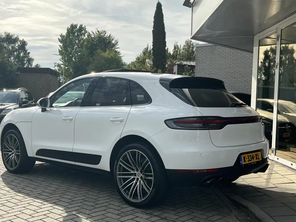 Porsche Macan FACELIFT DEALER OH PANO+CARPLAY+21INCH+MEM uit 2020, foto 13