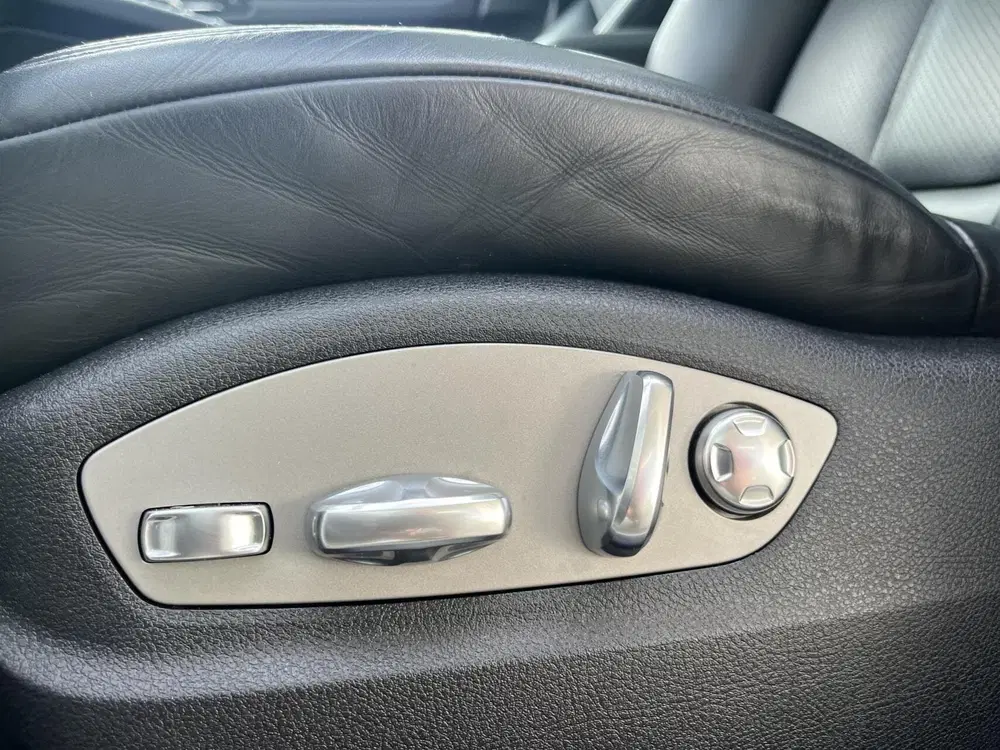 Porsche Macan FACELIFT DEALER OH PANO+CARPLAY+21INCH+MEM uit 2020, foto 7