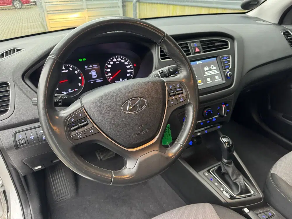 Hyundai i20 1.0 T-GDI Comfort uit 2020, foto 14