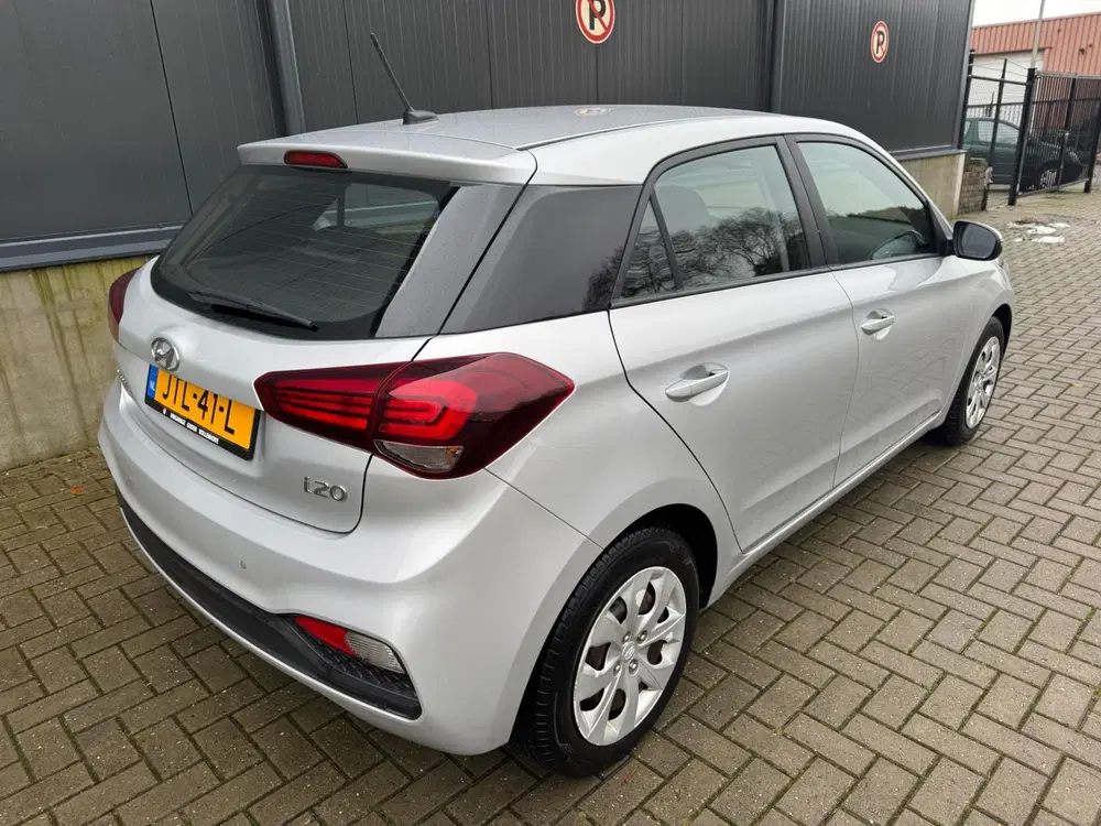 Hyundai i20 1.0 T-GDI Comfort uit 2020, foto 15