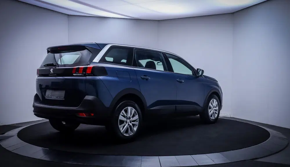 Peugeot 5008 1.2T Aut.7p PACK Active FULL LED uit 2023, foto 5