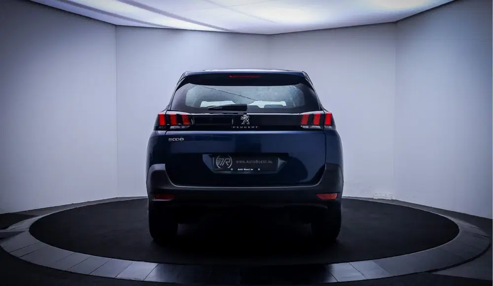 Peugeot 5008 1.2T Aut.7p PACK Active FULL LED uit 2023, foto 6