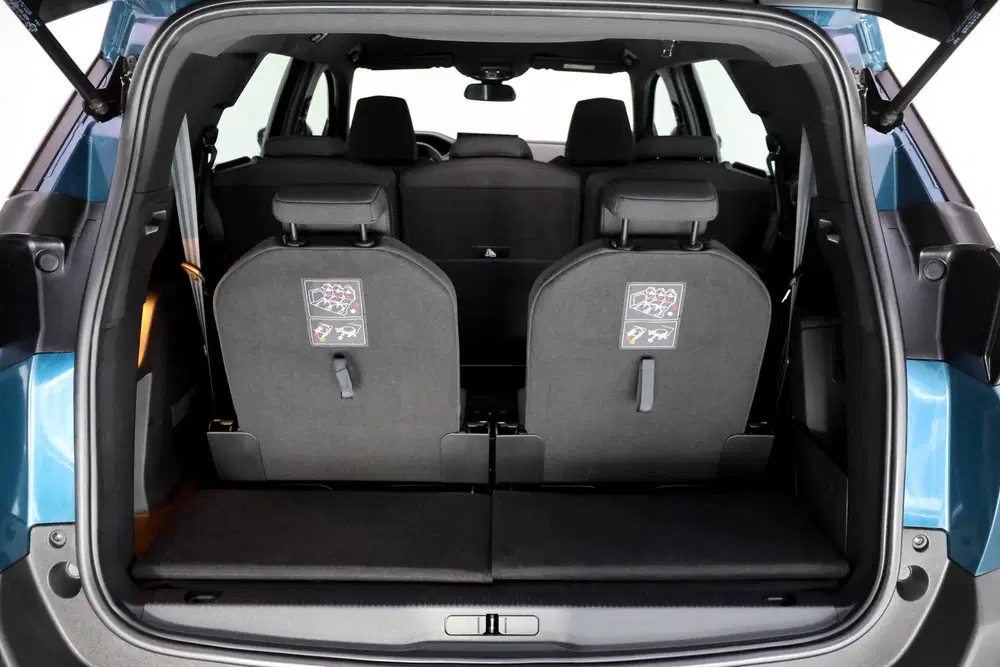 Peugeot 5008 1.2T Aut.7p PACK Active FULL LED uit 2023, foto 7
