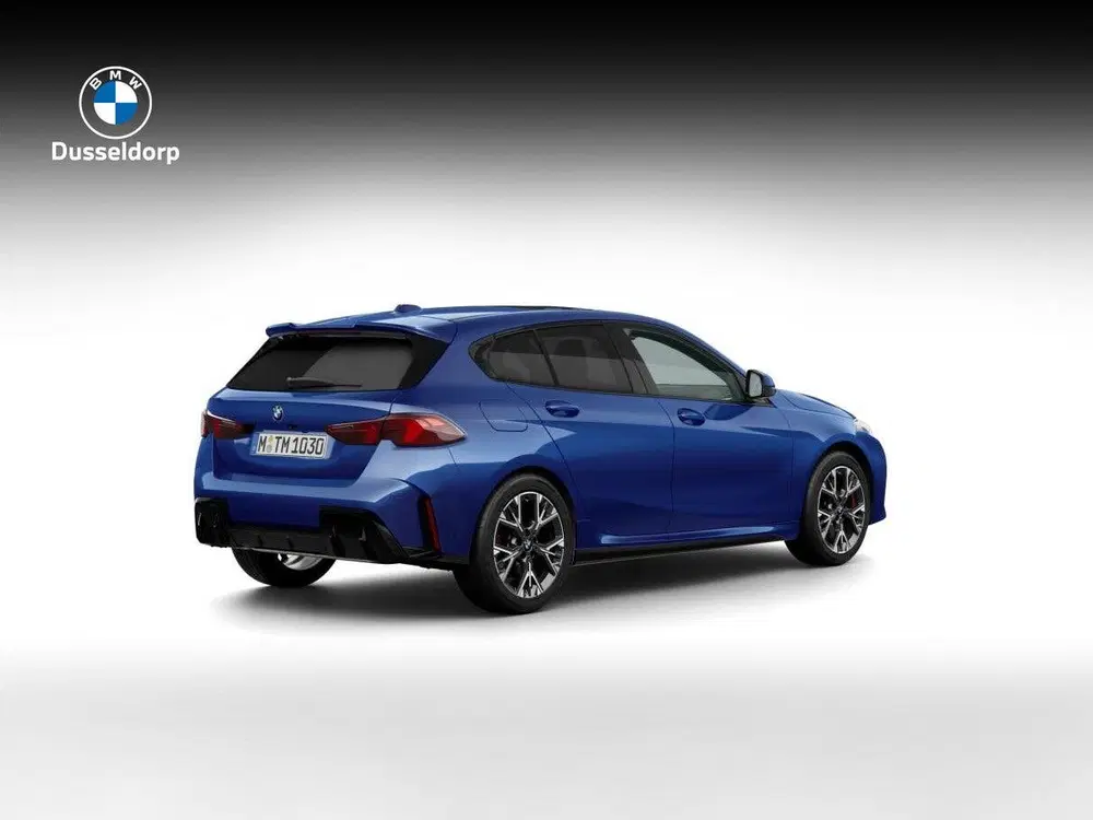 BMW 1-serie 120 M Sport Pro uit 2026, foto 2