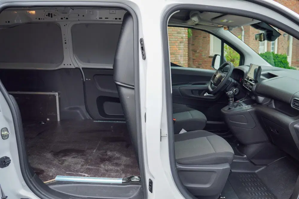 Fiat Doblo Doblò 1.5 BlueHDi 130pk S&S L2 AppleCarpla uit 2025, foto 3