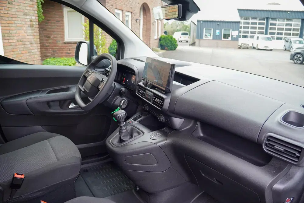 Fiat Doblo Doblò 1.5 BlueHDi 130pk S&S L2 AppleCarpla uit 2025, foto 5