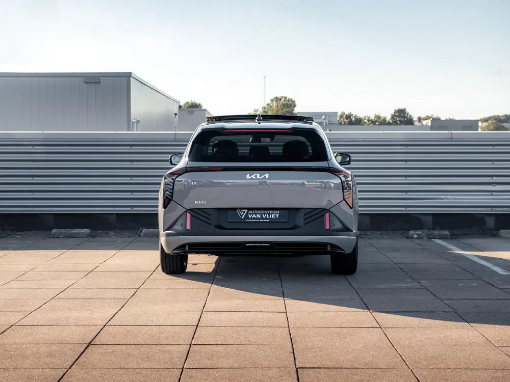 Kia EV4 Plus Advanced 81.4 kWh uit 2026, foto 6
