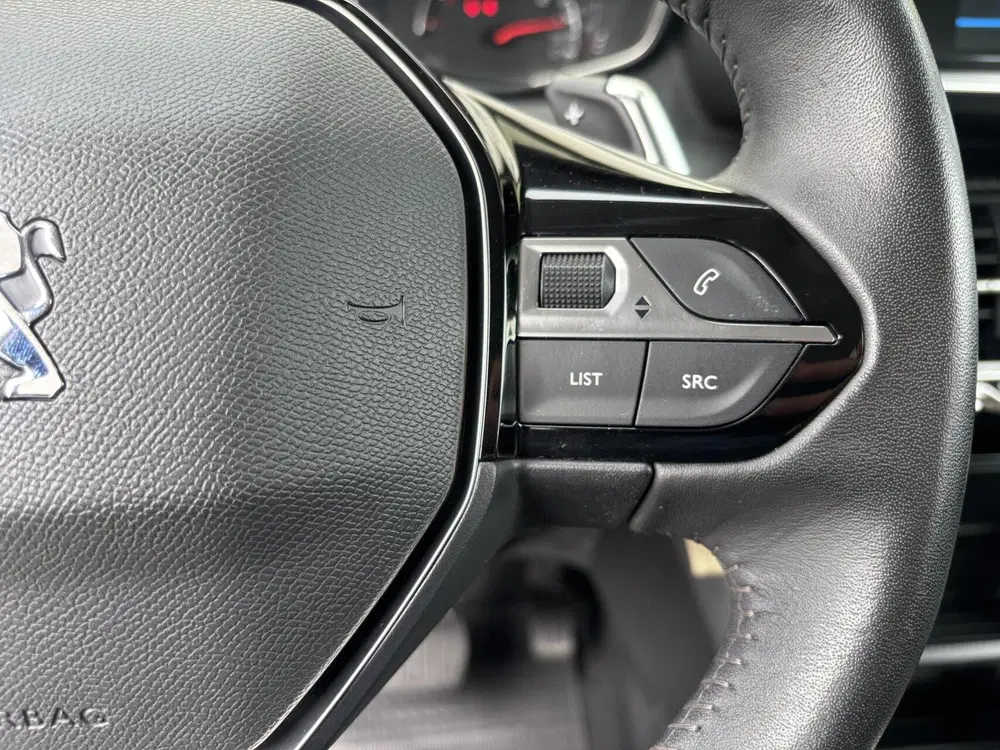 Peugeot 208 1.2 ActivePack uit 2023, foto 14