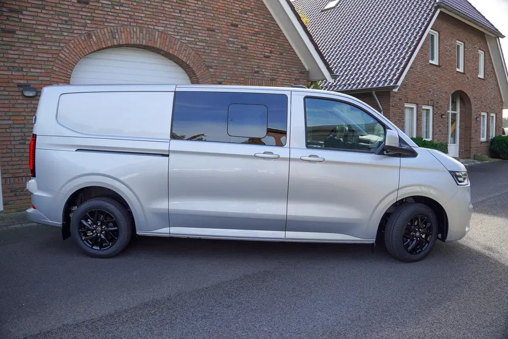 Volkswagen Transporter T7 2.0 TDI Automaat 170PK L2H1 DUB uit 2026, foto 2