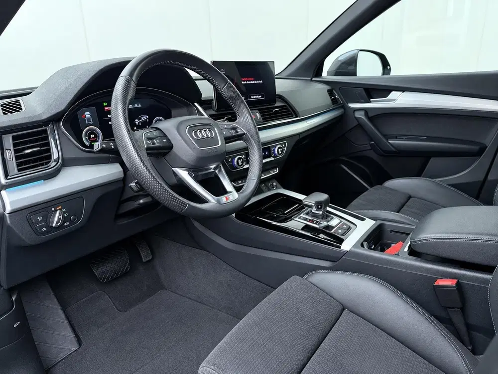 Audi Q5 50 TFSI e S edition Competition uit 2023, foto 7
