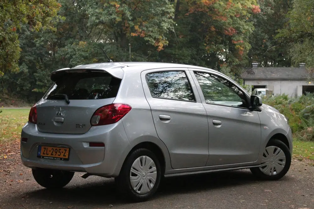 Mitsubishi Space Star 1.0 Cool+ uit 2019, foto 2