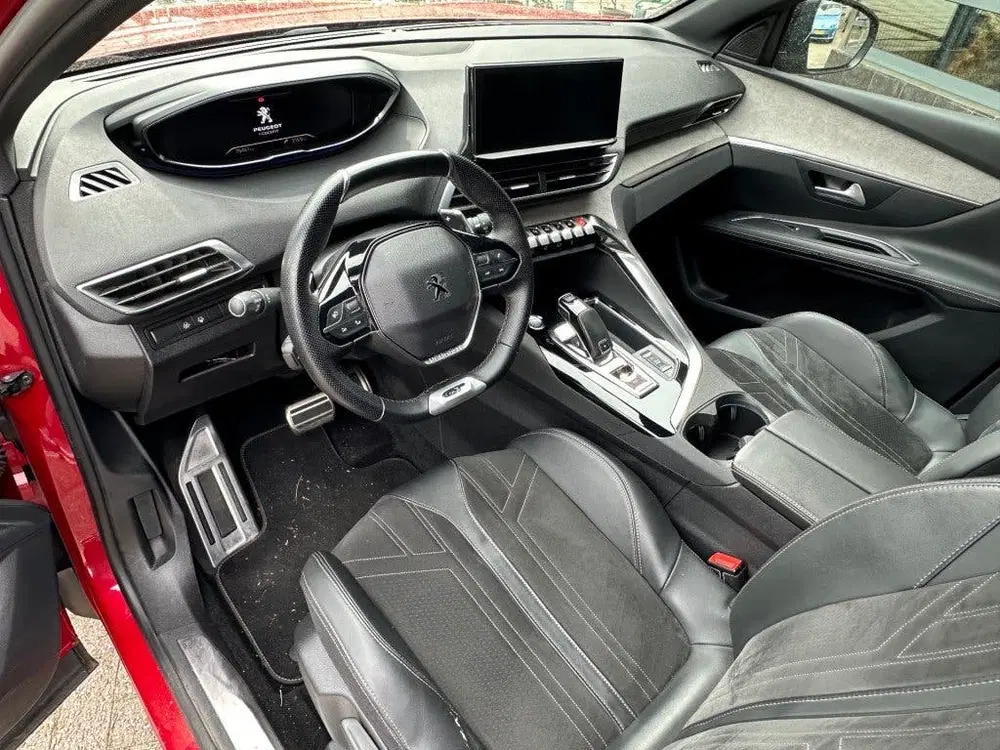 Peugeot 3008 1.2 PURETECH GT uit 2021, foto 14